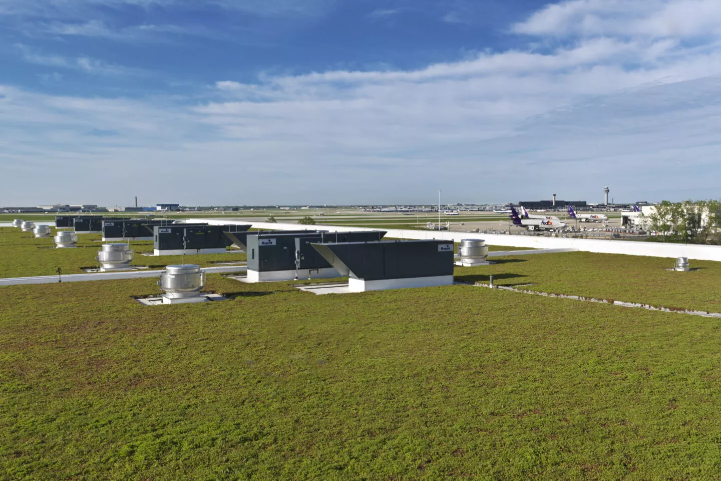 Green roof at SCB's FedEx Cargo Facility ORD. Architecture. Aviation. Office.