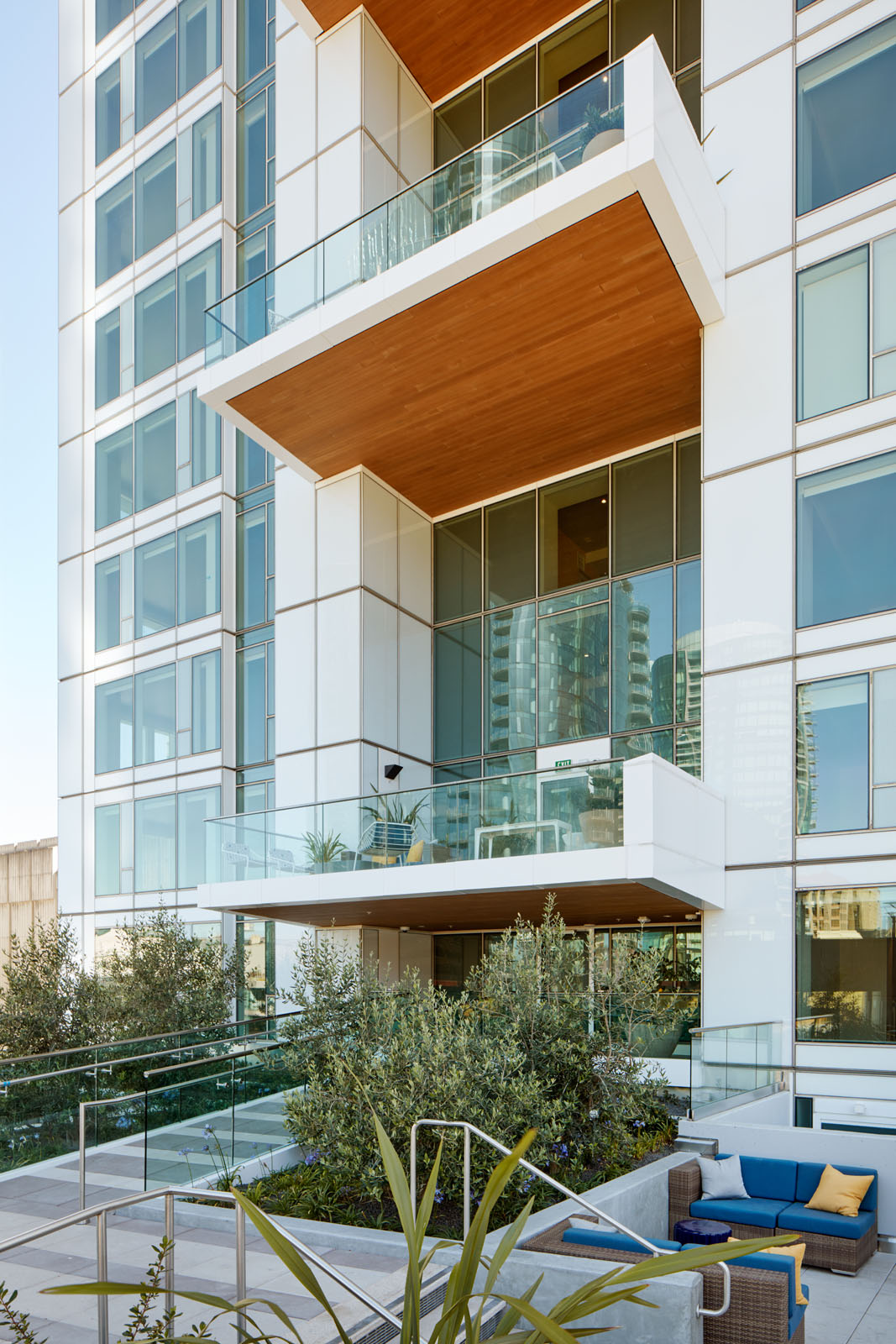 SCBDesigned Solaire Featured in San Francisco's Top 10 Towers of the